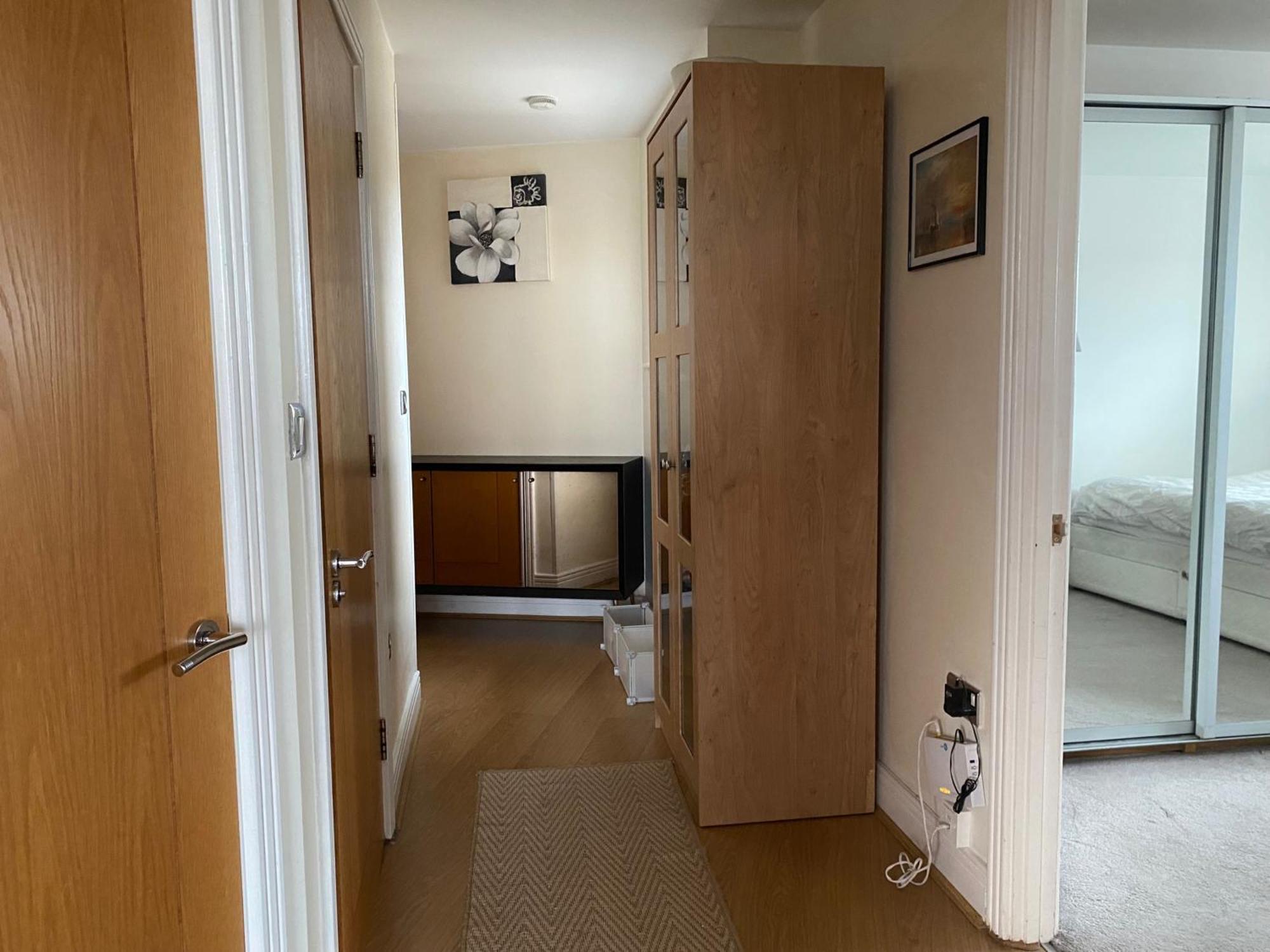 2 Bed Parking Balcony River View Appartamento *